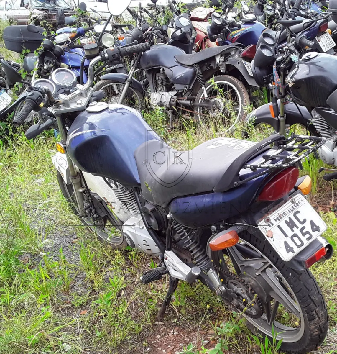 LOTE 0261