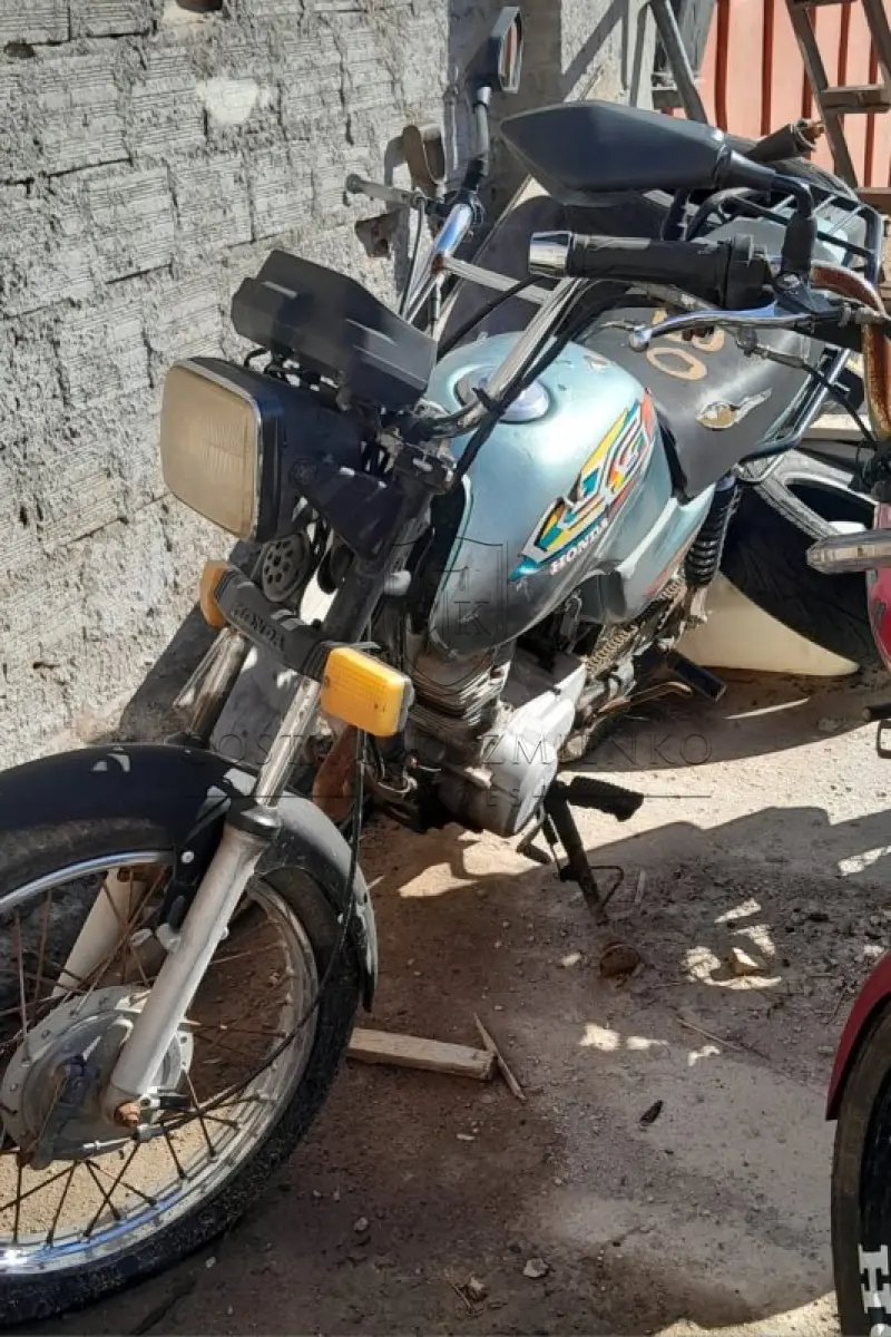 LOTE 0030
